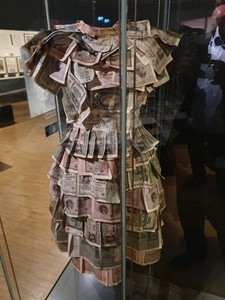 Inflationskleid300Dneu